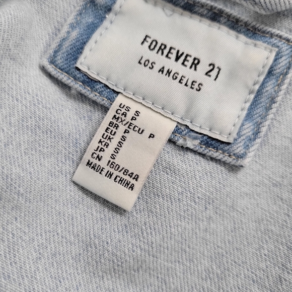 Upcycled denim Jean jacket embroidery bohemian oversized forever21 - Picture 5 of 14